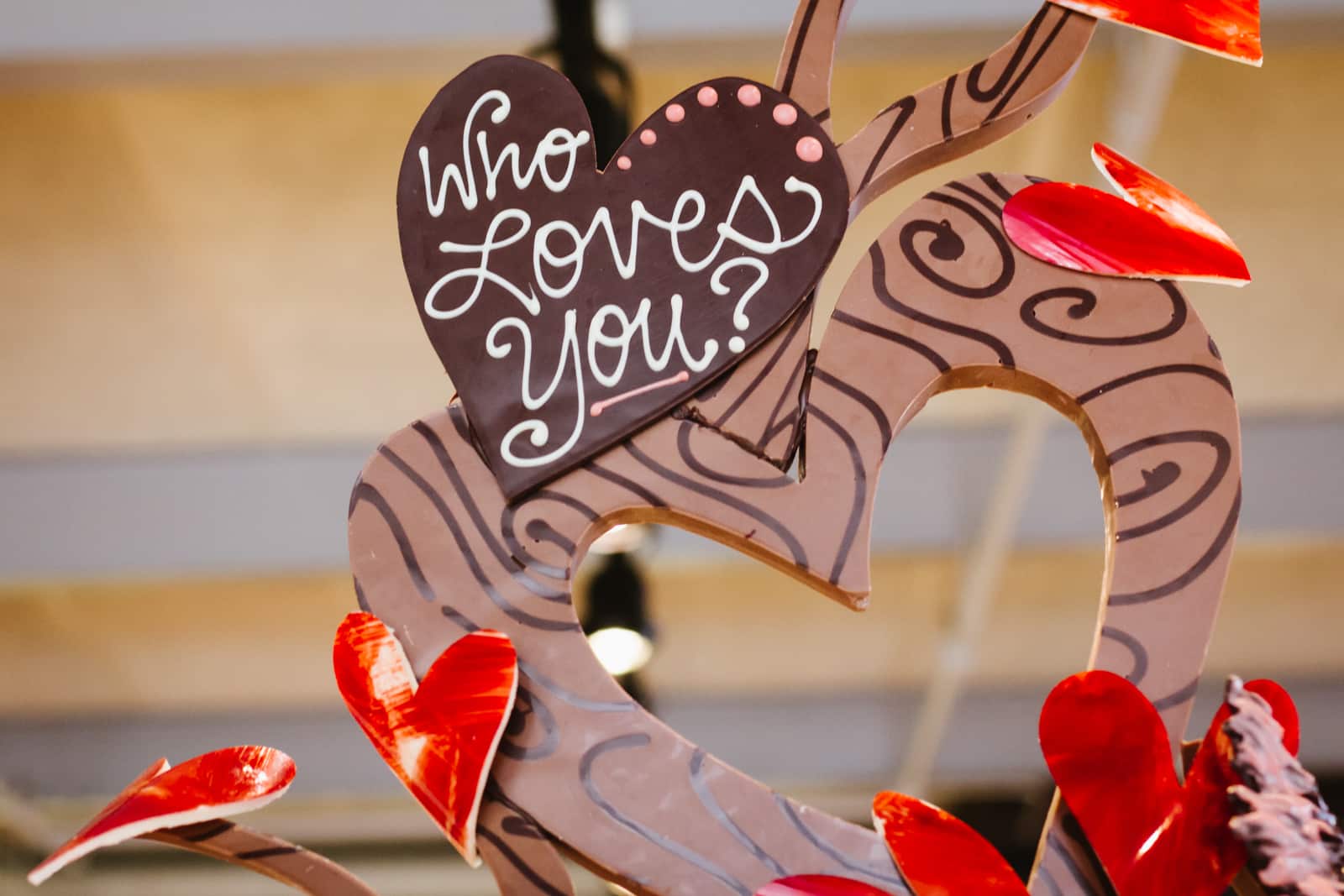 Who Loves You? graphics